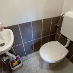Pansiyon Liliom Vendeghaz *