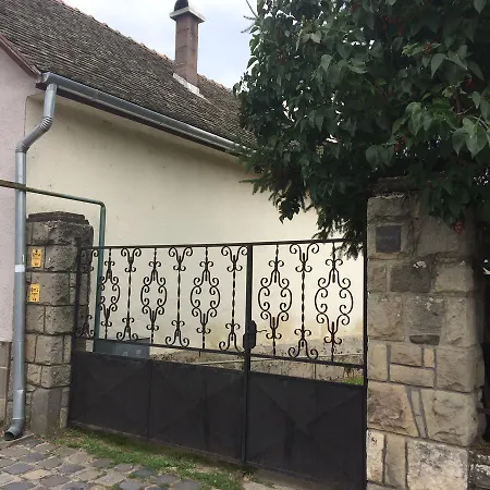 Liliom Vendeghaz Privatunterkunft Visegrád