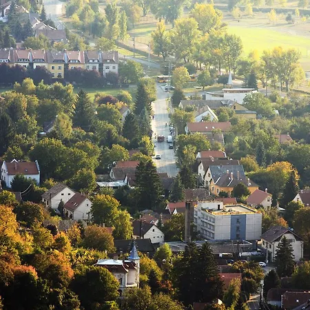 Liliom Vendeghaz Privat bolig