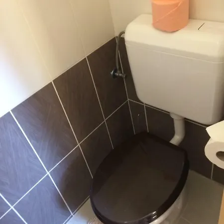 Liliom Vendeghaz Privat bolig Visegrád